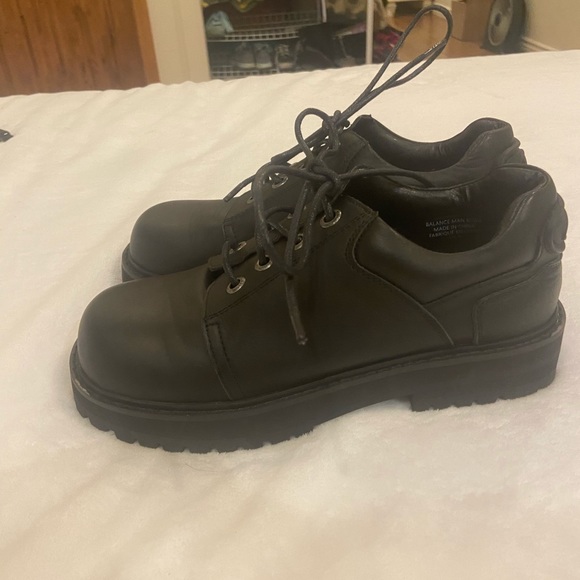 UNIF Shoes - Unif black platform